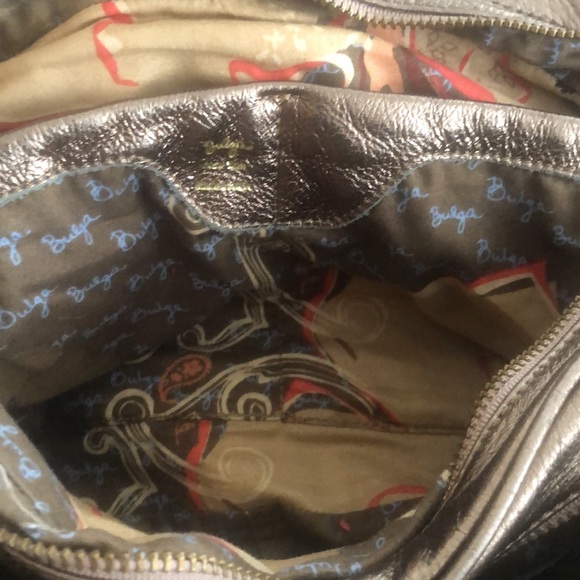 BULGA Shoulder Quality Leather Bag! Metallic Brass Color! Multiple Compartments! - Picture 13 of 16